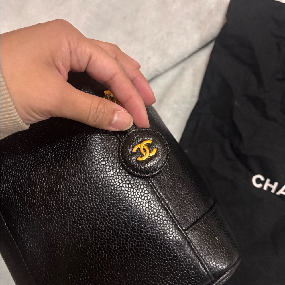 CHANEL Black Leather Cosmetic Case - Picture 6 of 10